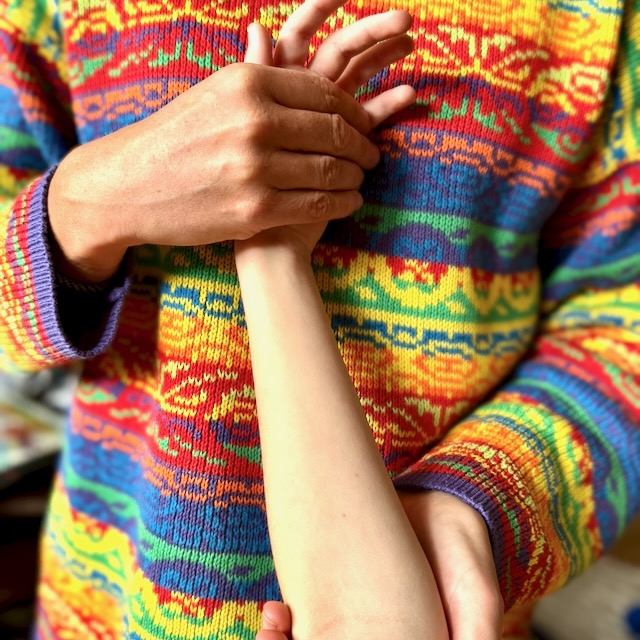 Arm- en handmassage voor kinderen - verlicht spanning en emoties